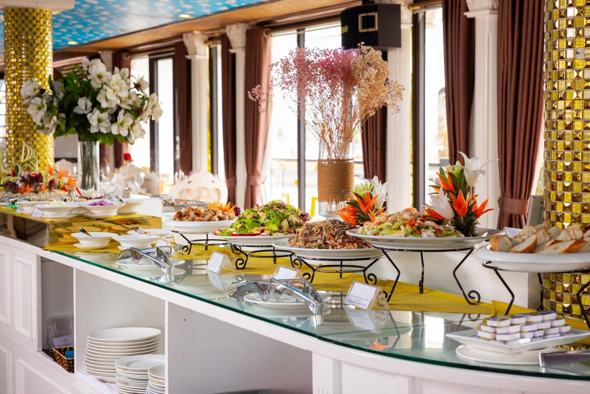 Halong Aquamarine Royal Cruise Hotel Hạ Long Ngoại thất bức ảnh